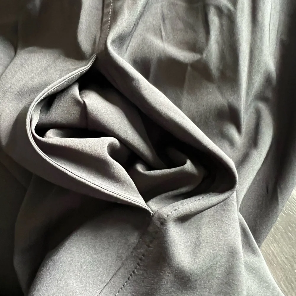 NWT Gaiam L Journey Midi Dress w/Bra Cups Black - Picture 7 of 8